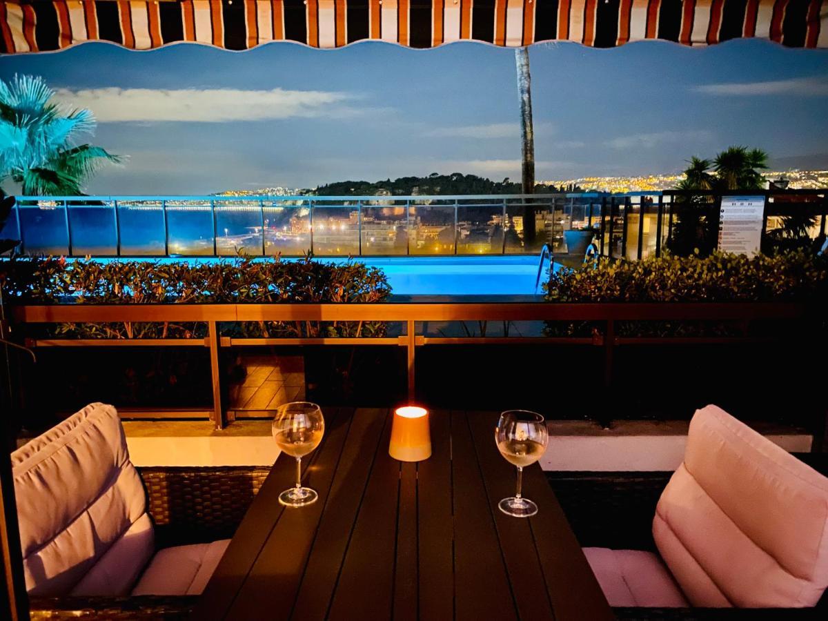 Appartement Superbe 2 Pieces Terrasse / Piscine / Vue / Parking
